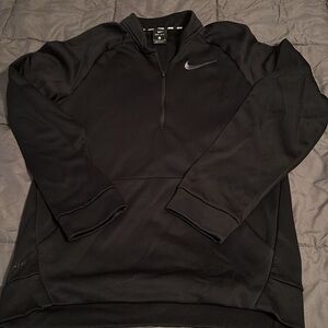 Men’s Nike dri-fit size quarter zip